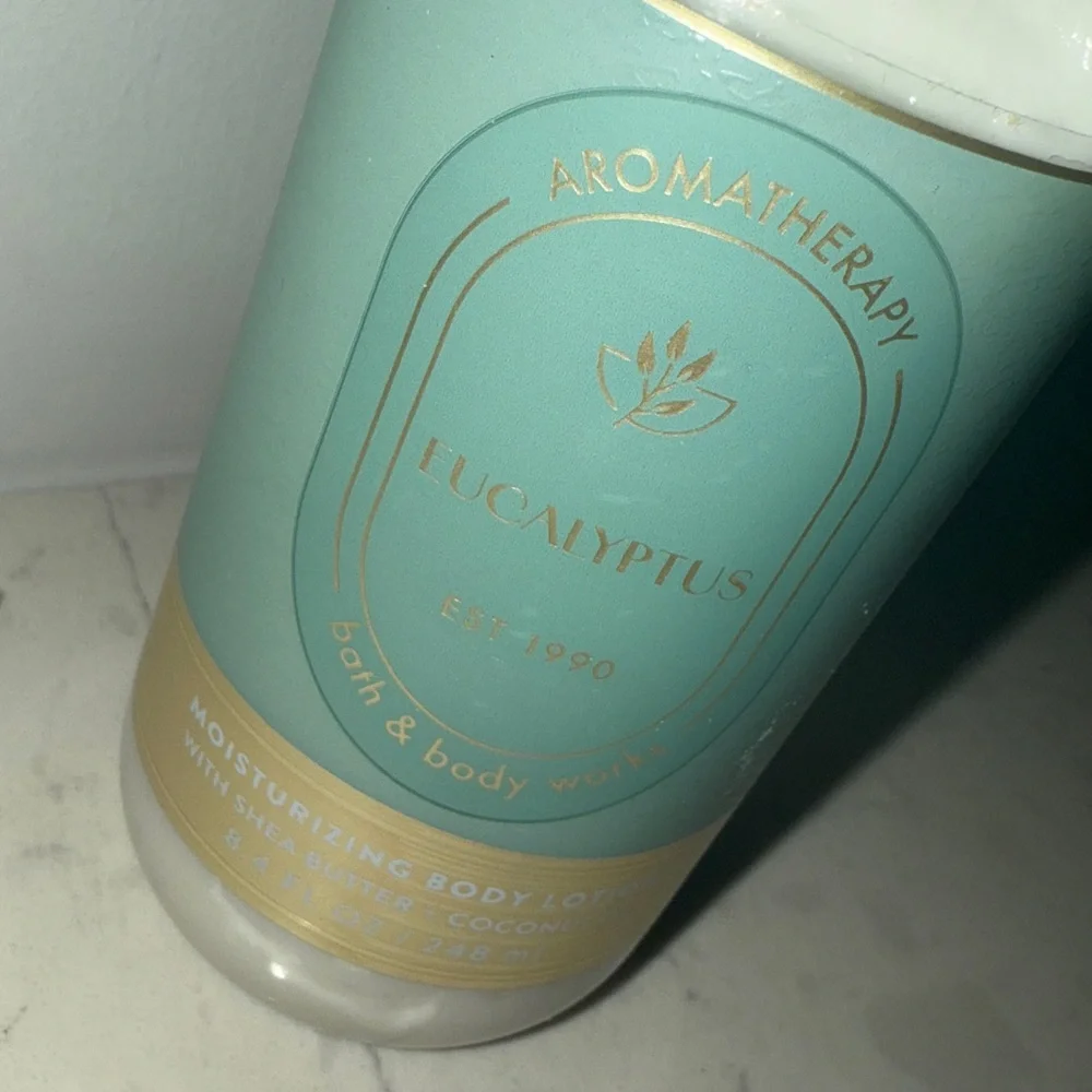 Bath & Body Works 8.4oz Eucalyptus Aromatherapy Lotion